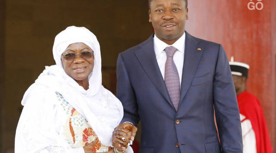 Awa-Nana-Daboya-et-son-machin-HCRRUN-indifferents-aux-reformes-au-Togo